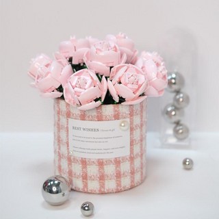시들지 않는 핑크 로즈 블록 장미 꽃다발 선물 세트 / 커플 기념일 로맨틱 인테리어 소품, 1개, 핑크 소형 허그 버킷 11개 핑크 로즈