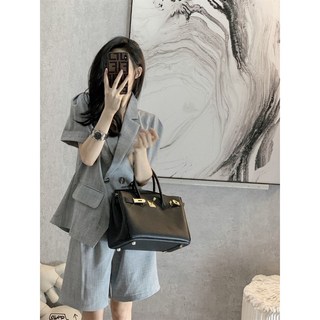 高端精緻氣質女神範減齡短袖西服港風復古休閒時尚穿搭西裝套裝女