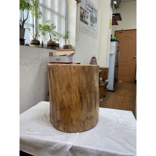 圓夢圓夢補給站 樟木實木椅 原木椅 高約29公分 直徑約27公分, 1個, 原木色