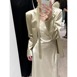 春季新款高級感西裝外套 女款寬鬆氣質飄帶無領口袋西服