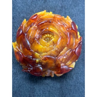 龍涎香牡丹花精雕擺件/有打洞可綁掛件/淡淡龍涎香獨特香味, 1個