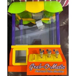 黑白寶貝 迷你夾娃娃機 夾糖果機 益智玩具 桌遊 投幣機（內有實拍圖）, 1個, 彩色款(配色隨機), 彩色款(配色隨機)