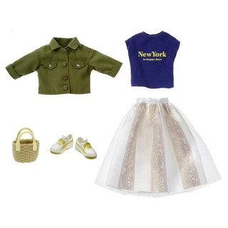 LICCA莉卡娃娃 LW-19 海邊卡其色系服裝組 打造時尚海灘造型, 1個