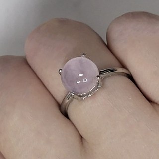 簡約圓形寶石戒指 優雅日常配飾 舒適配戴體驗