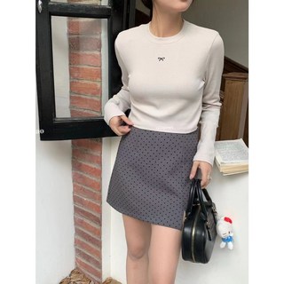 【CHILL】韓版刺繡蝴蝶結長袖短版上衣