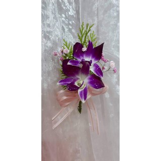 石斛蘭胸花 - 台北市花店 會場/廟會/生日/派對/畫展/開幕/榮升喬遷/會員大會/競選總部適用