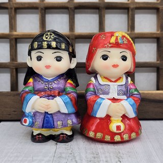 인사동공예 색동옷(설빔) 한복 인형 외국인 결혼 선물 포장