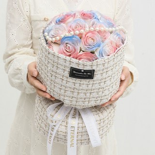 【台灣出貨】 21朵小香風玫瑰花束 香皂花束 不凋花 永生花 玫瑰花 畢業 生日禮物 七夕 情人節母親節兒童節 告白求婚, 1個, 【粉色雪山_粉藍玫瑰】