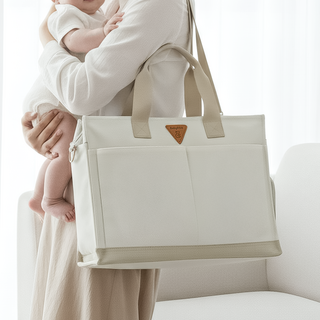 BabyKoa 멀티포켓 오염방지 방수 물티슈 기저귀 가방, 화이트