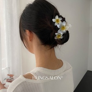 블링살롱 트리플 플루메리아 하와이 플라워 꽃 집게핀 빅사이즈 바캉스 여성 헤어핀 5컬러 휴양지 올림머리 셀프웨딩