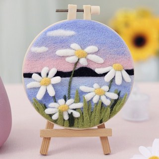 熱銷羊毛氈戳戳樂DIY材料包，手工製作打發時間，送閨蜜手作裝飾相框畫, 1個, 【雛菊】送工具+仿竹繡框+支架