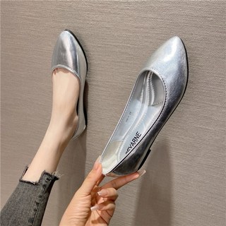 BEYARNE 尖頭平底娃娃鞋