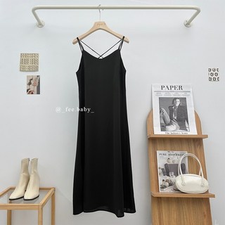 Fee細肩帶後交叉西裝洋裝，長洋裝吊帶洋裝無袖洋裝連身裙渡假風長裙韓系穿搭, 黑色