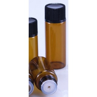 各種新進試用精油 - 茉莉、玫瑰、洋甘菊、沒藥、檀香、橙花、岩蘭草、藏紅花、藍甘菊精油 分裝罐, 1個, 茉莉精油2ml 產地印度