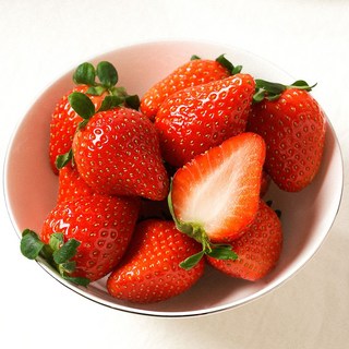 당도보장 국내 유명산지 킹스베리 설향 홍희 금실 생 딸기, 1개, 상 2kg(500g*4팩)