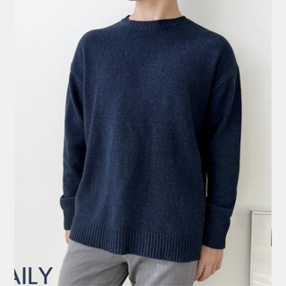 겨울 베이직 남성 라운드 긴팔 울 니트티 40대 50대 간절기 데이트룩