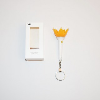 威神V 蔥棒 Gidle 克拉棒 aespa 迷你應援棒 鑰匙扣 掛件, 1個, bigbang白色禮品送備用電池2套