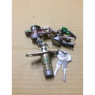 TNSK 裕隆 CEFIRO A32 車門鎖仁組 (左/右/後箱) 共3顆同鎖匙, 1個