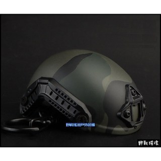 野戰搖滾-生存遊戲 FAST 戰術頭盔造型鑰匙圈開瓶器 (黑色、暗夜迷彩、沙色) 鑰匙扣傘兵盔開罐器模型吊飾玩具, 黑色多地形, 1個