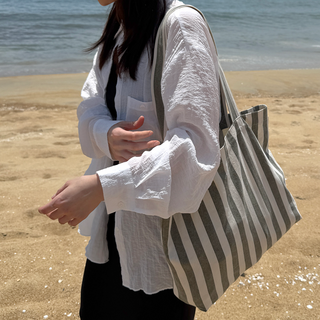 애프터눈 스튜디오 데일리 코튼 에코백 데이 스트라이프(차콜/카키)