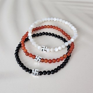 이스테리 실버925 불교만자 4mm천연원석 염주팔찌