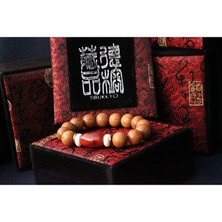 TIBUKKYO台灣德榕藏品 老料滿花六道木 12mm 降龍木 佛珠念珠 火焰紋南紅瑪瑙 六字箴言 串珠, 1個, 15cm