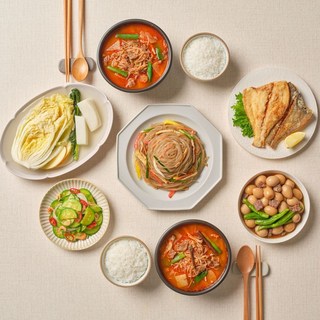 감동키친 가정식 수제 반찬세트 (국1 요리1 반찬4 푸짐한 구성 3~4인분) 정기배송 부모님 자녀 반찬, 2.5kg, 1개