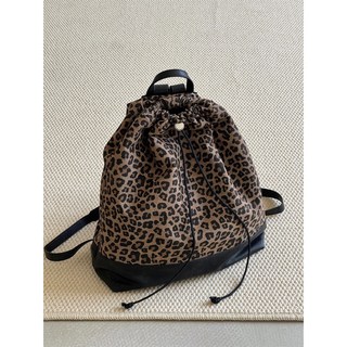 臺灣出貨 韓國小眾設計豹紋雙肩包包 時尚百搭抽繩背包 大容量旅行包 上課書包後背包 女生包包, 豹纹色,包包+肩带