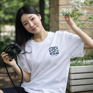 차르미콜 데이지 프린팅 남녀공용 순면 반팔 티셔츠