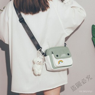 熱賣 日係ins帆布小包包2025新款韓版百搭包包手機包學生百搭包包單肩小方包隨身包包斜跨包5UT2, 黑色,包包+隨機徽章