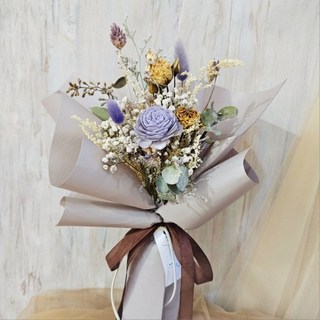乾燥花束 索拉玫瑰花束 生日花束 情人節花束 (精美乾燥花藝，持久綻放，傳遞真摯情感)