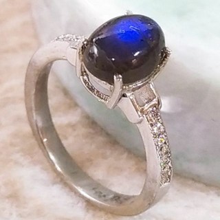 92jade 遇見善緣 彩色寶石黑體拉長石925純銀女戒，現貨特惠，時尚簡約設計