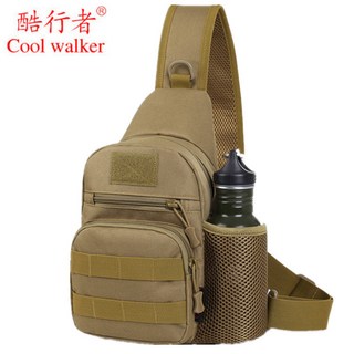 戶外胸包斜跨包，多功能水壺斜背包，登山旅行運動休閒