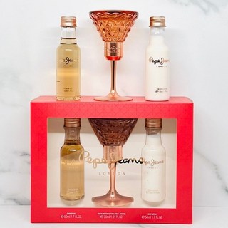 PEPE JEANS LONDON 淑女之夜經典淡香精尊貴禮盒 (淡香精30ML+身體乳50ML+沐浴膠50ML) 紫羅蘭香水, 1個, 淑女之夜經典淡香精尊貴禮盒(30ML)