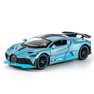 淺口袋 布加迪 Bugatti Divo 超跑 1:32 仿真模型車 合金回力車 彩盒裝, 1個, 消光藍