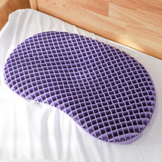 Roomxyd 고탄성 TPE 신소재 경추베개 통풍 냉감 숙면 베개+베개커버 세트, 1개, 냉감 무중력 고탄성 젤리 기능성 숙면 경추 베개, 퍼플