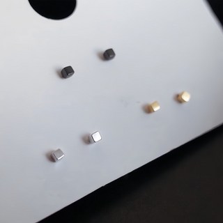 SUMMER 925純銀 實心亮面 幾何方塊 2mm純銀耳環