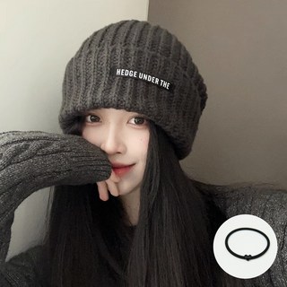 스카이미너리즈 얼굴 작아보이는 꽈배기 니트 모자