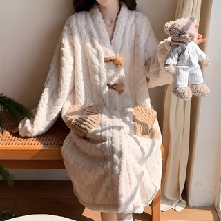 큐티 곰돌이 극세사 롱 코트 원피스 잠옷 (베이지) 캐릭터 겨울 코트형 수면 파자마
