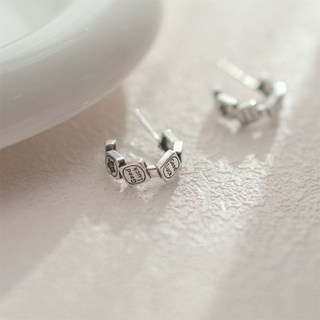 復古仿舊微笑幸運耳環 半圓C字笑臉 增添好運