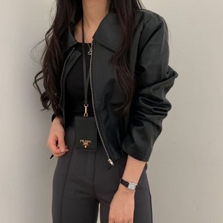 【百搭帥氣】機車皮衣 皮夾克 外套 女皮衣 男皮衣 復古皮衣 真皮質感 修身顯瘦 春秋季穿搭 INS簡約氣質