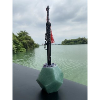 石中劍之天然玉石 山河同悲劍拆信刀--石中寶劍象徵鎮妖除魔防小人.辦公室必備(台灣在地文創), 1個