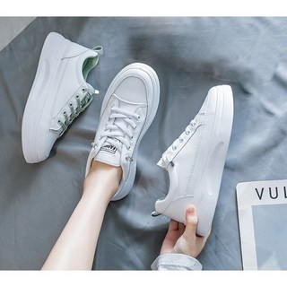 質感軟皮料免綁帶厚底小白鞋休閒鞋，百搭舒適增高顯瘦