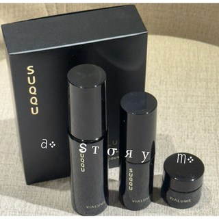 SUQQU 絕緻晶艷護膚組 (絕緻晶艷潤采精華+絕緻晶艷潤采水凝露+絕緻晶艷潤采乳霜), 1個, 2027.05（有效期3年）