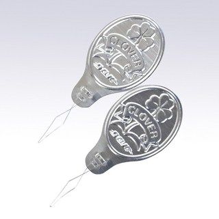 【可樂牌Clover】日本原廠薄片穿針器(二入) 15-001，輕鬆穿針引線，手工藝必備工具，輕巧方便攜帶, 1個