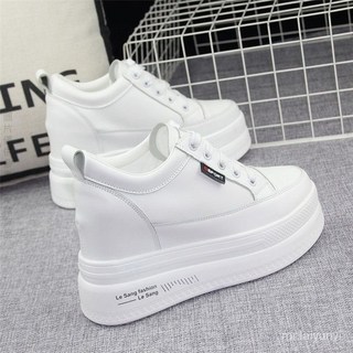 限時購 顯瘦內增高10CM小白鞋女秋季新款透氣休閒闆鞋女韓版百搭厚底學生單鞋輕便防滑ME