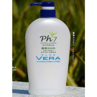 澎湖農會 PH7蘆薈沐浴乳(700ml家庭號超值裝)，溫和親膚，全家適用，蘆薈精華保濕，洗後清爽不黏膩, 1個, 蘆薈沐浴乳