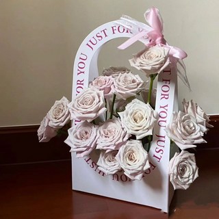 浪漫手提袋玫瑰花束仿真永生皂花敎師節送老師送閨蜜創意生日禮物－, 扶光-17支曼塔玫瑰白色手提袋+賀卡, 1個