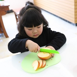 안전인증 유아안전칼 1+1 세트 어린이안전칼 아동안전칼 아동칼 아동요리칼 빵칼 플라스틱칼 아동용안전칼 어린이칼, 그린, 1세트