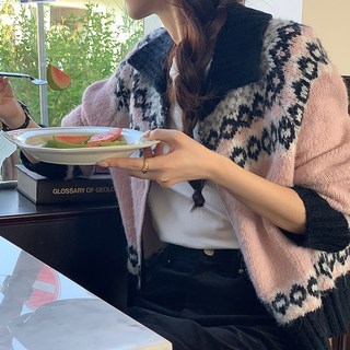 [래글런 아가일 노르딕 니트 집업 가디건] 래글런 아가일 노르딕 니트 집업 가디건 여성용 데일리룩 포인트 아우터